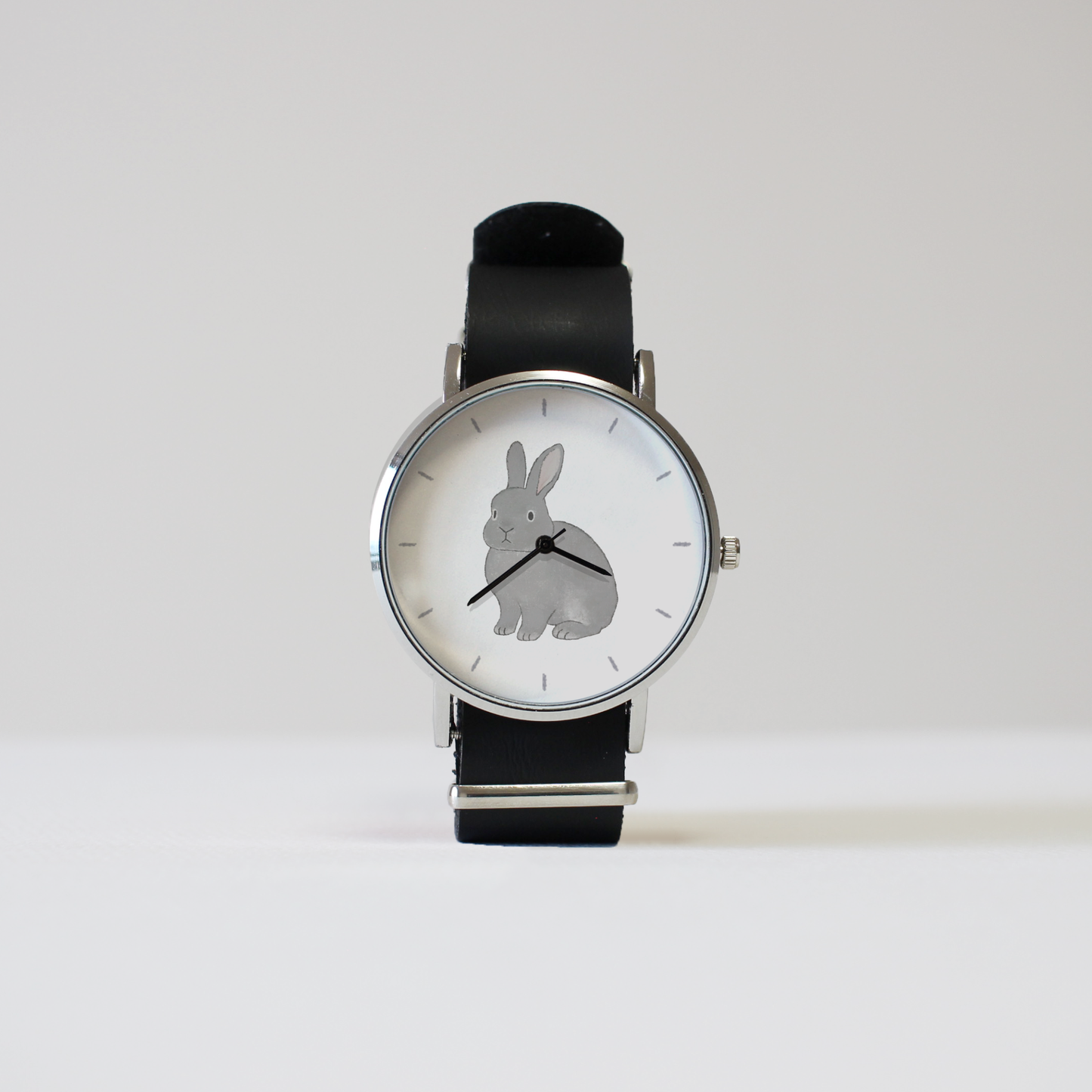 うさぎ（グレー）立ち耳