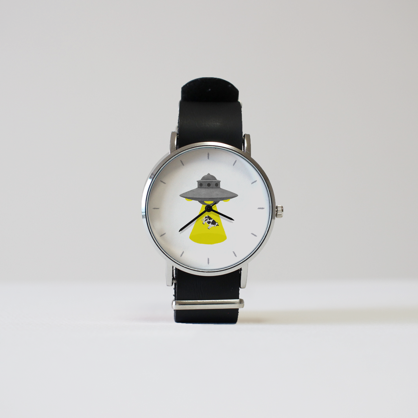 UFOにさらわれる牛