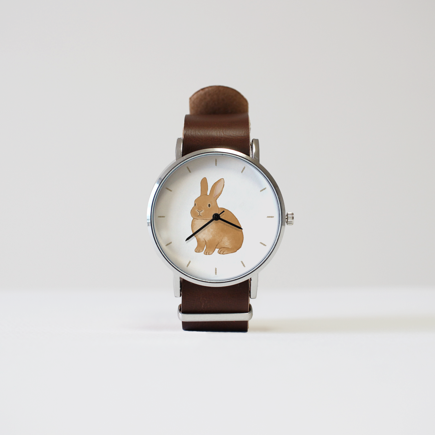 うさぎ（ブラウン）立ち耳